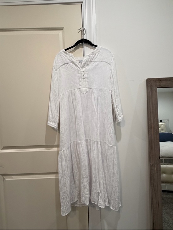 Yakira Bella Dresses & Skirts - Relaxed White Tiered Midi Dress with Button Placket